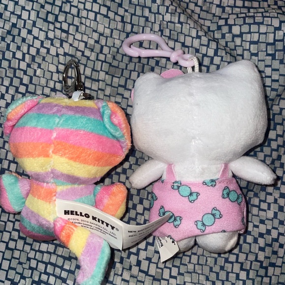 Hello Kitty Plush Keychains - Picture 2 of 2